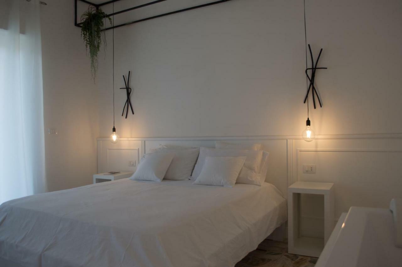 Boite D'Esprit B&B De Luxe Rossano Stazione 外观 照片