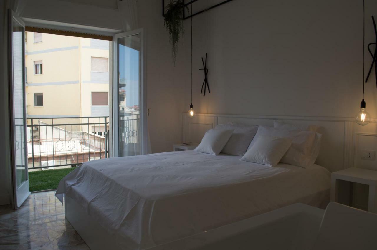 Boite D'Esprit B&B De Luxe Rossano Stazione 外观 照片