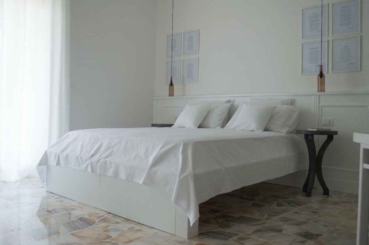 Boite D'Esprit B&B De Luxe Rossano Stazione 外观 照片