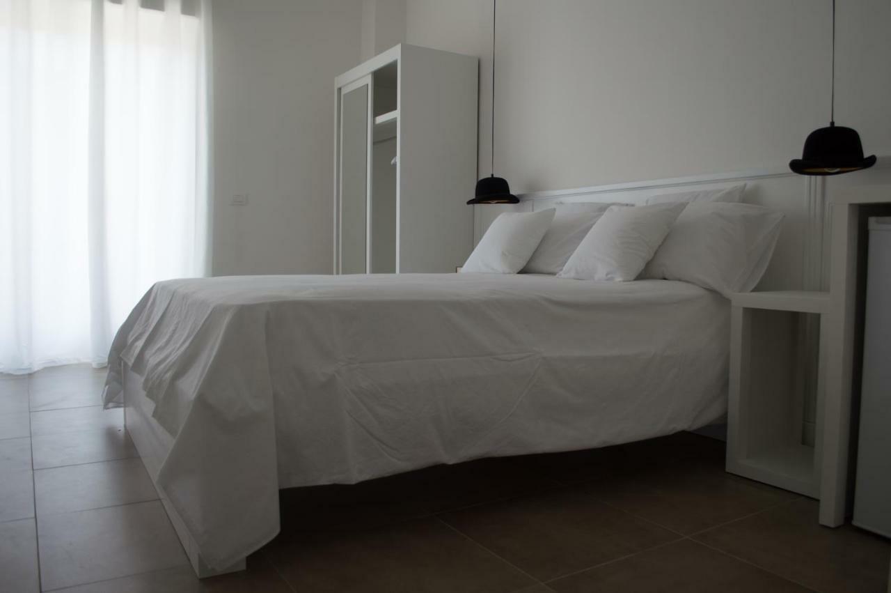 Boite D'Esprit B&B De Luxe Rossano Stazione 外观 照片