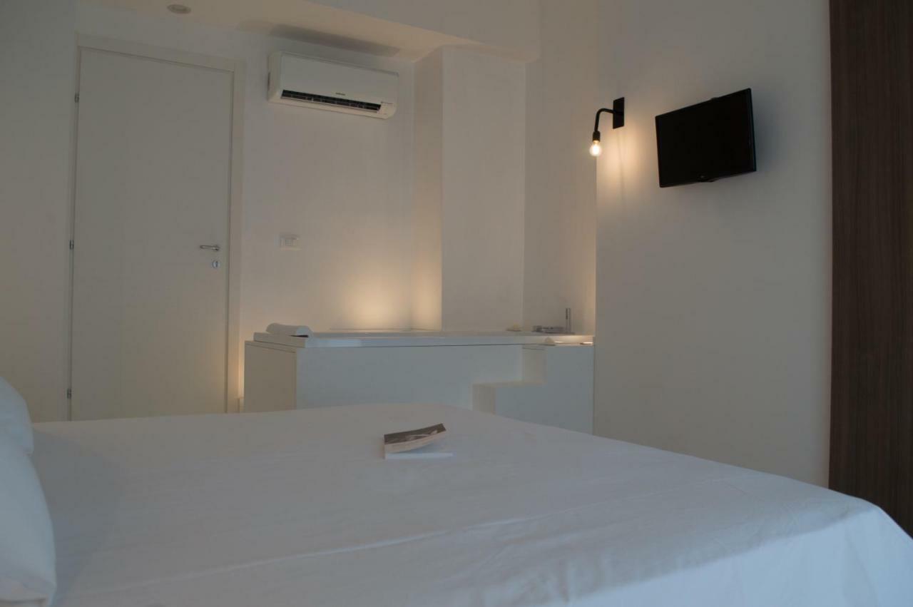 Boite D'Esprit B&B De Luxe Rossano Stazione 外观 照片